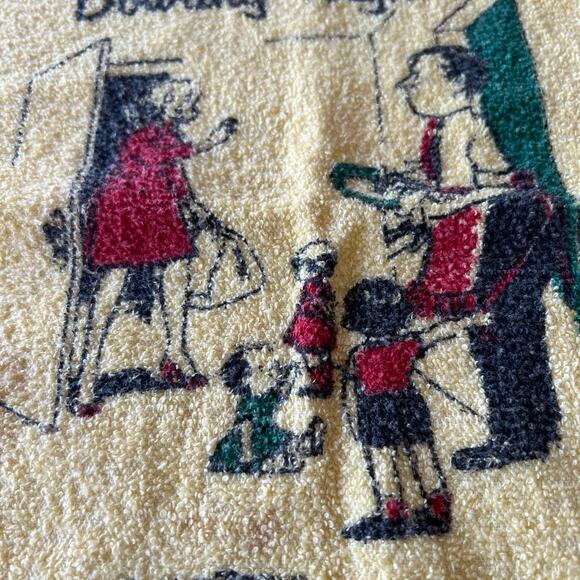 Mommy’s Bowling Night Towel: Vintage - Picture 2 of 8